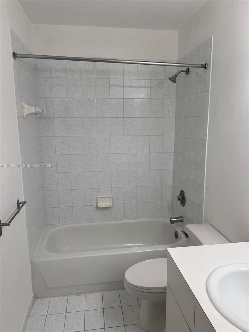 15315 SW 76th Ter , Unit 207, Miami, FL 33193 Photo