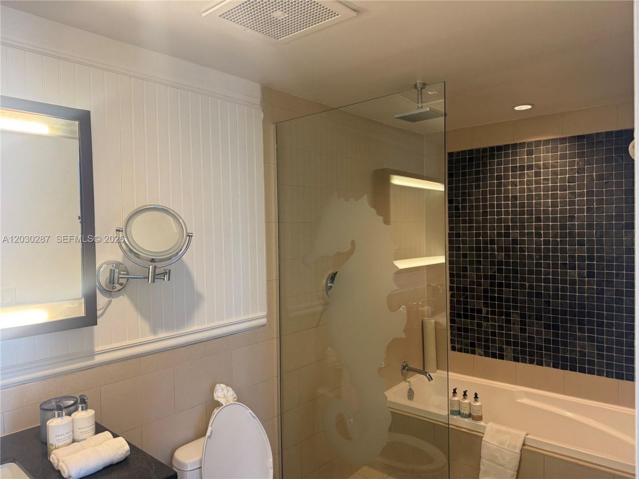 17315 Collins Ave, Unit 1406, Sunny Isles Beach, FL 33160 Photo