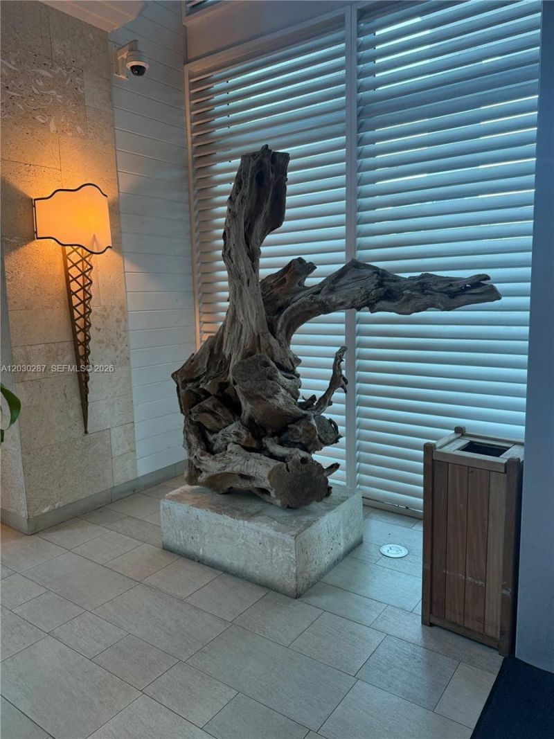 17315 Collins Ave, Unit 1406, Sunny Isles Beach, FL 33160 Photo