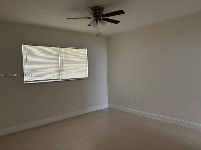 2815 NE 201st Ter , Unit L220, Aventura, FL 33180 Photo