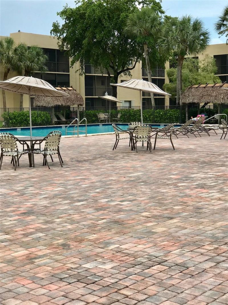8015 SW 107th Ave , Unit 120, Miami, FL 33173 Photo