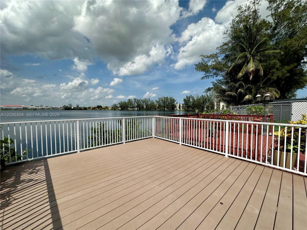 9837 W Okeechobee Rd, Unit 805, Hialeah Gardens, FL 33016 Photo