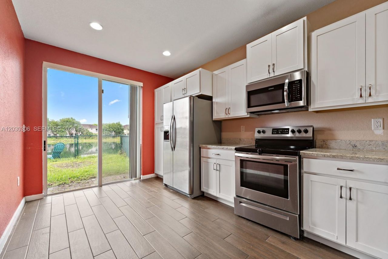 2390 SE 15th St , Homestead, FL 33035 Photo