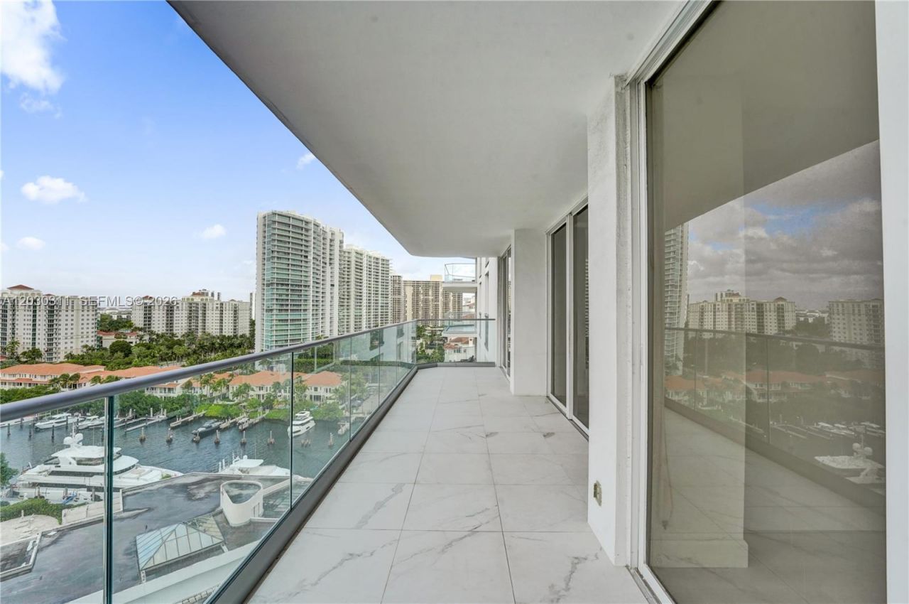 19707 Turnberry Way , Unit 16C, Aventura, FL 33180 Photo
