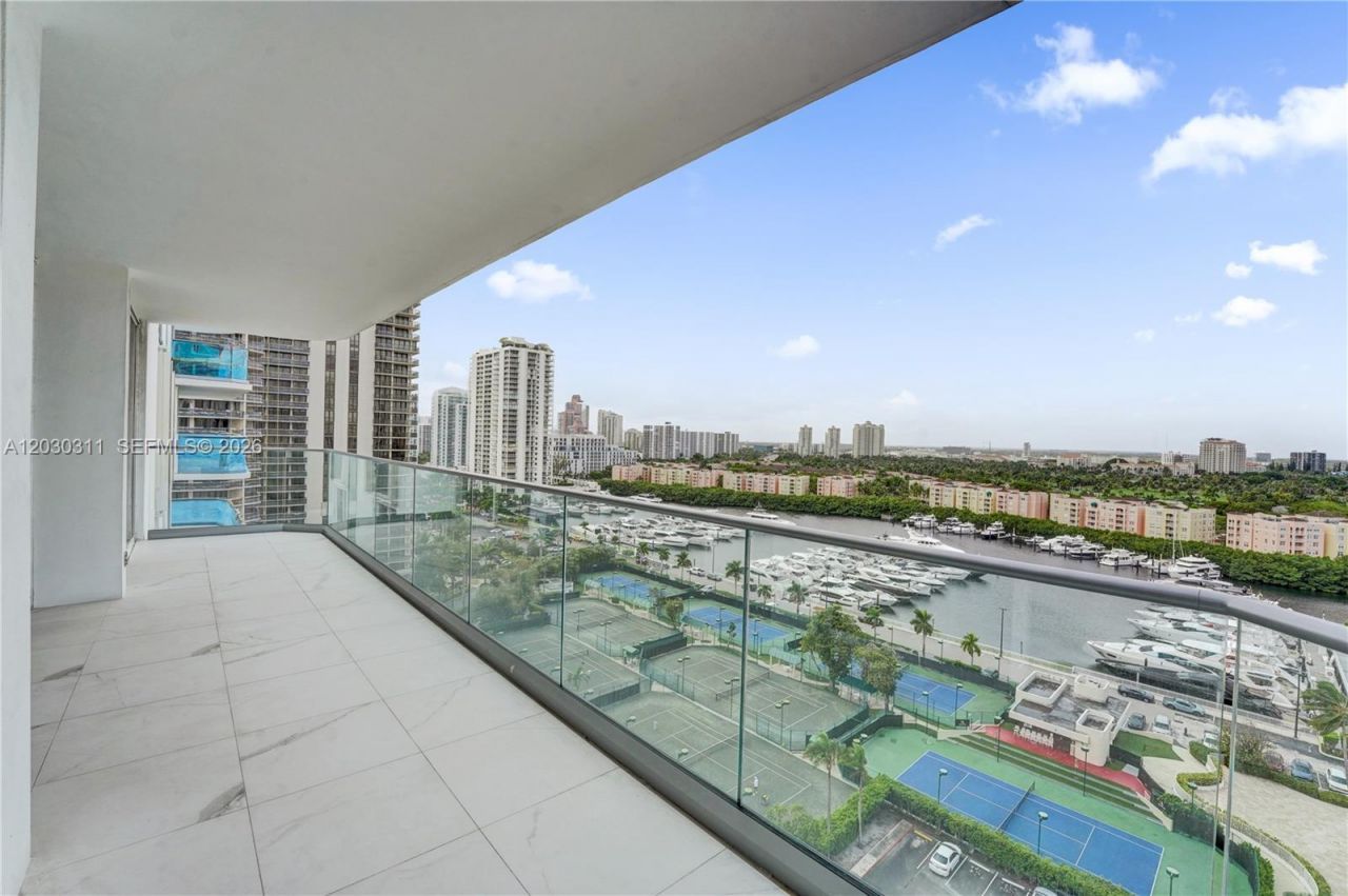 19707 Turnberry Way , Unit 16C, Aventura, FL 33180 Photo