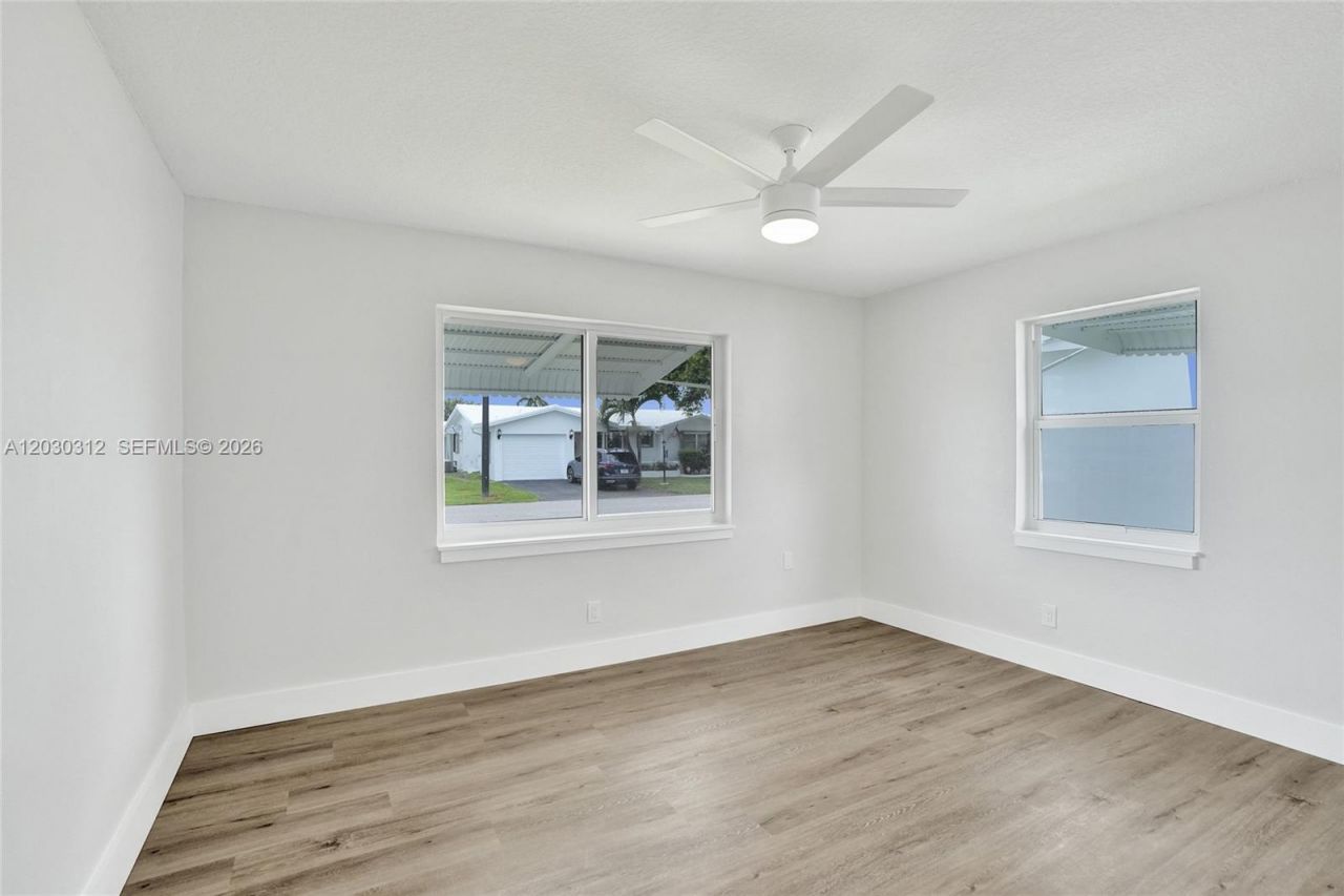 240 NW 25th Ct, Pompano Beach, FL 33064 Photo