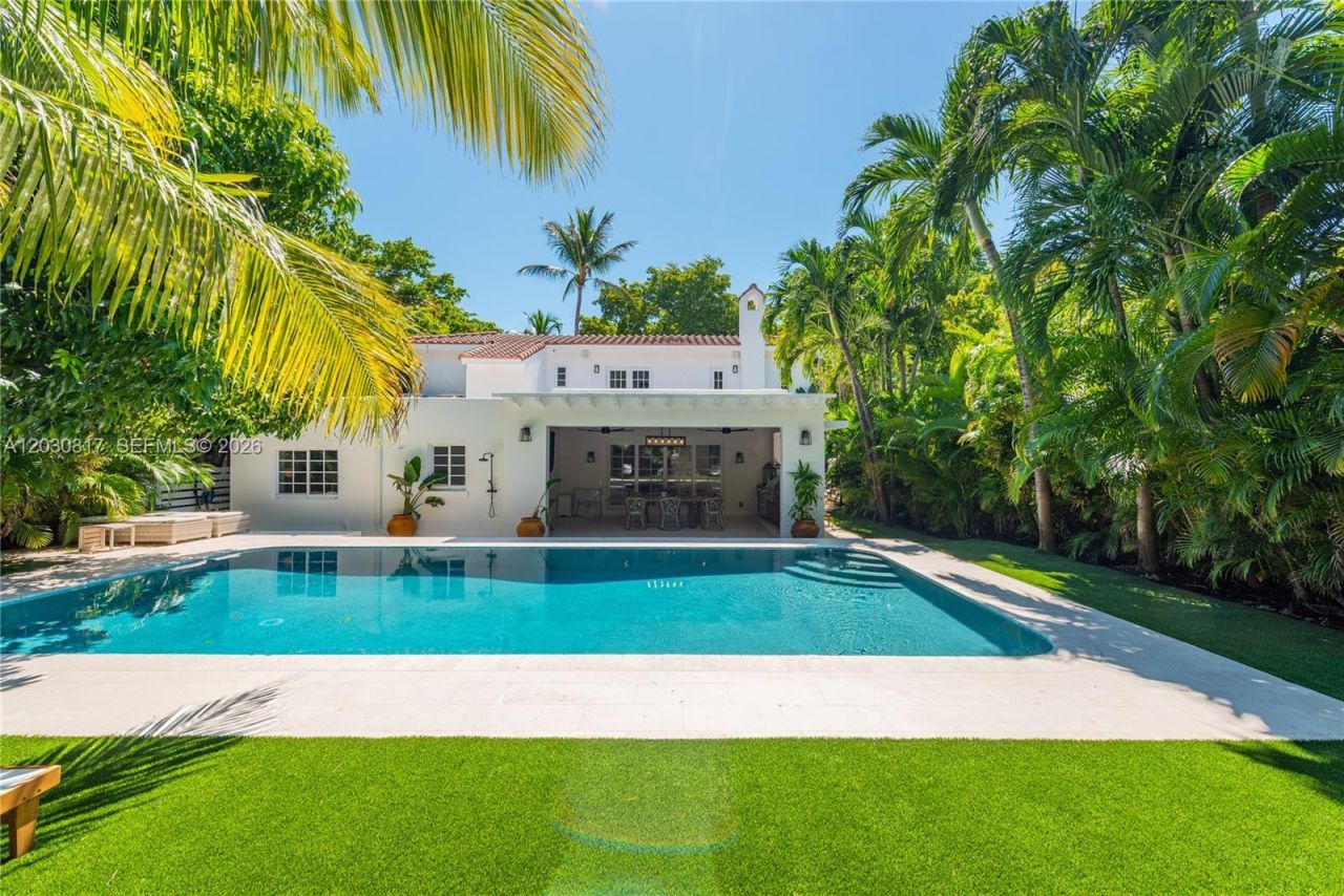 5236 Pine Tree Dr , Miami Beach, FL 33140 Photo
