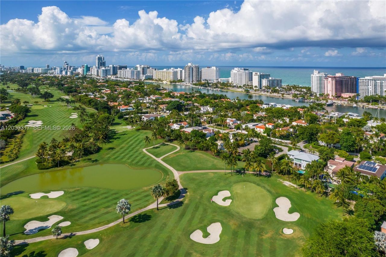 5236 Pine Tree Dr , Miami Beach, FL 33140 Photo
