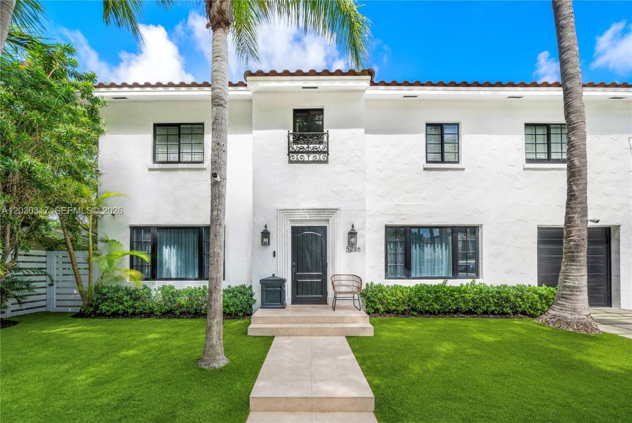 5236 Pine Tree Dr , Miami Beach, FL 33140 Photo