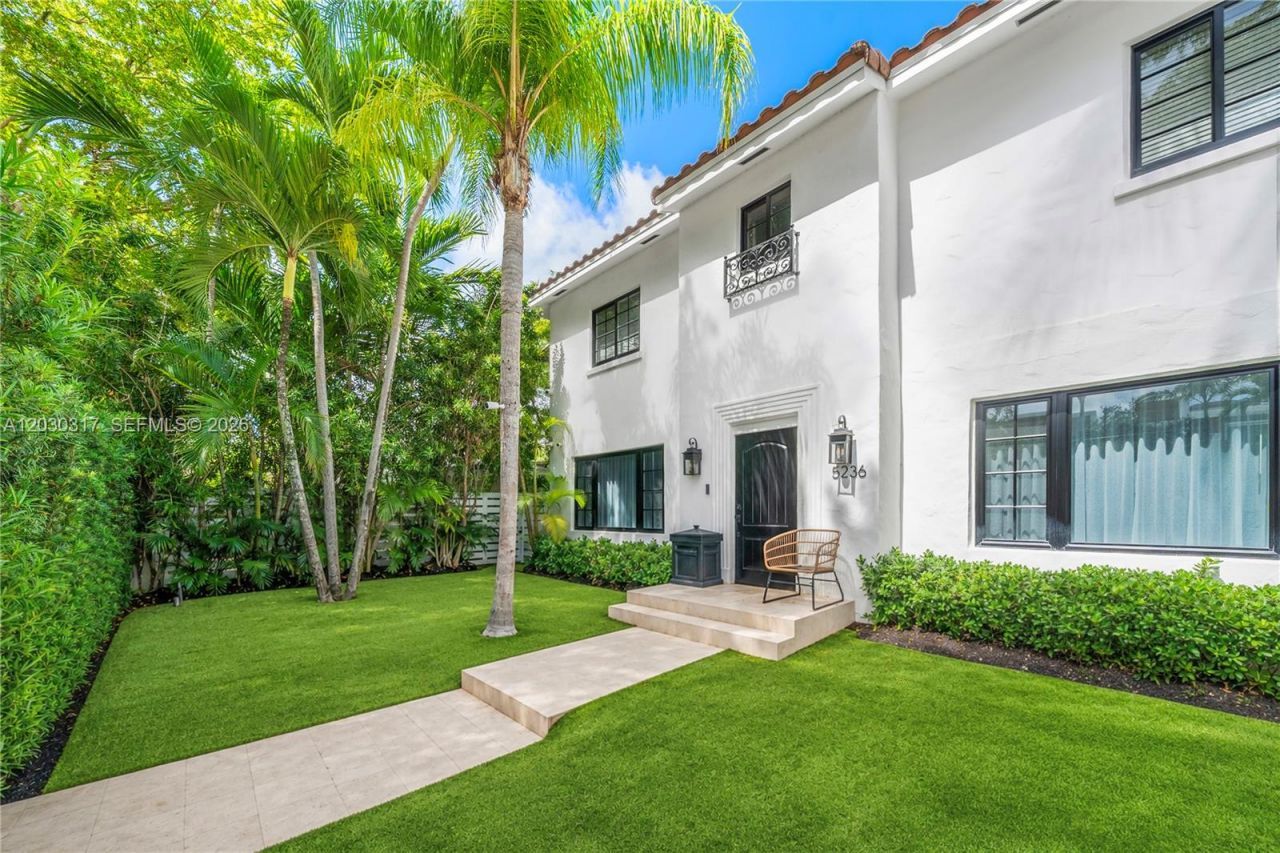 5236 Pine Tree Dr , Miami Beach, FL 33140 Photo