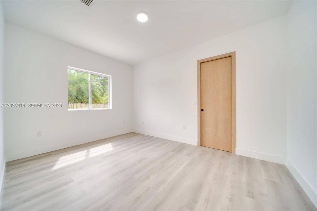 8990 N Miami Ave , El Portal, FL 33150 Photo