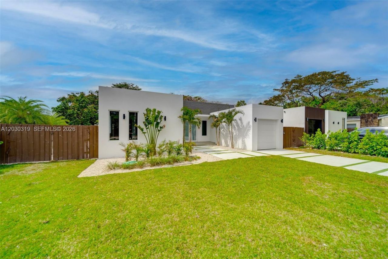 8990 N Miami Ave , El Portal, FL 33150 Photo