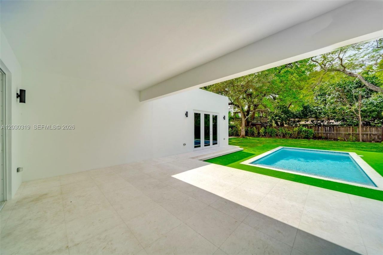 8990 N Miami Ave , El Portal, FL 33150 Photo