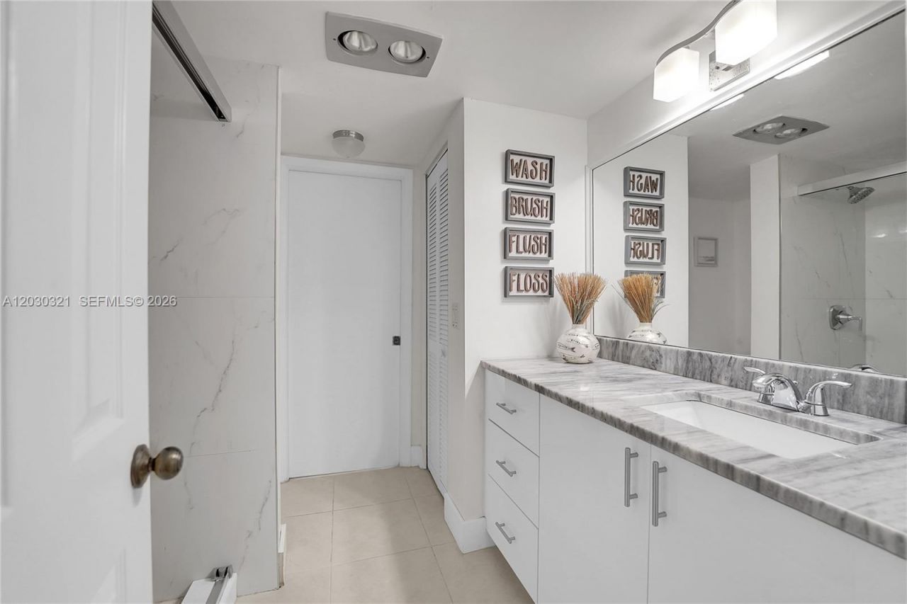 1400 NW 9th Ave , Unit C-18, Boca Raton, FL 33486 Photo