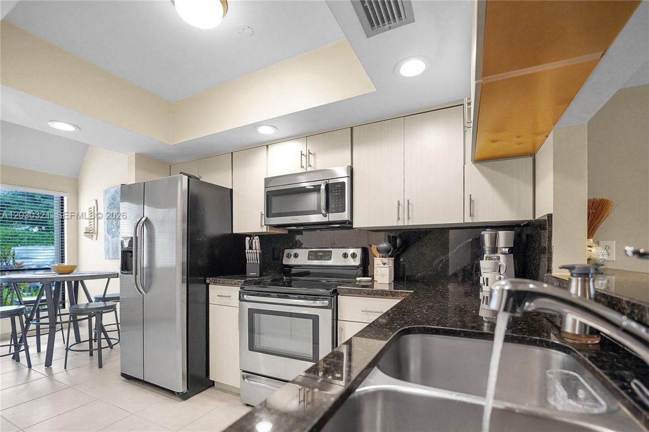 1400 NW 9th Ave , Unit C-18, Boca Raton, FL 33486 Photo