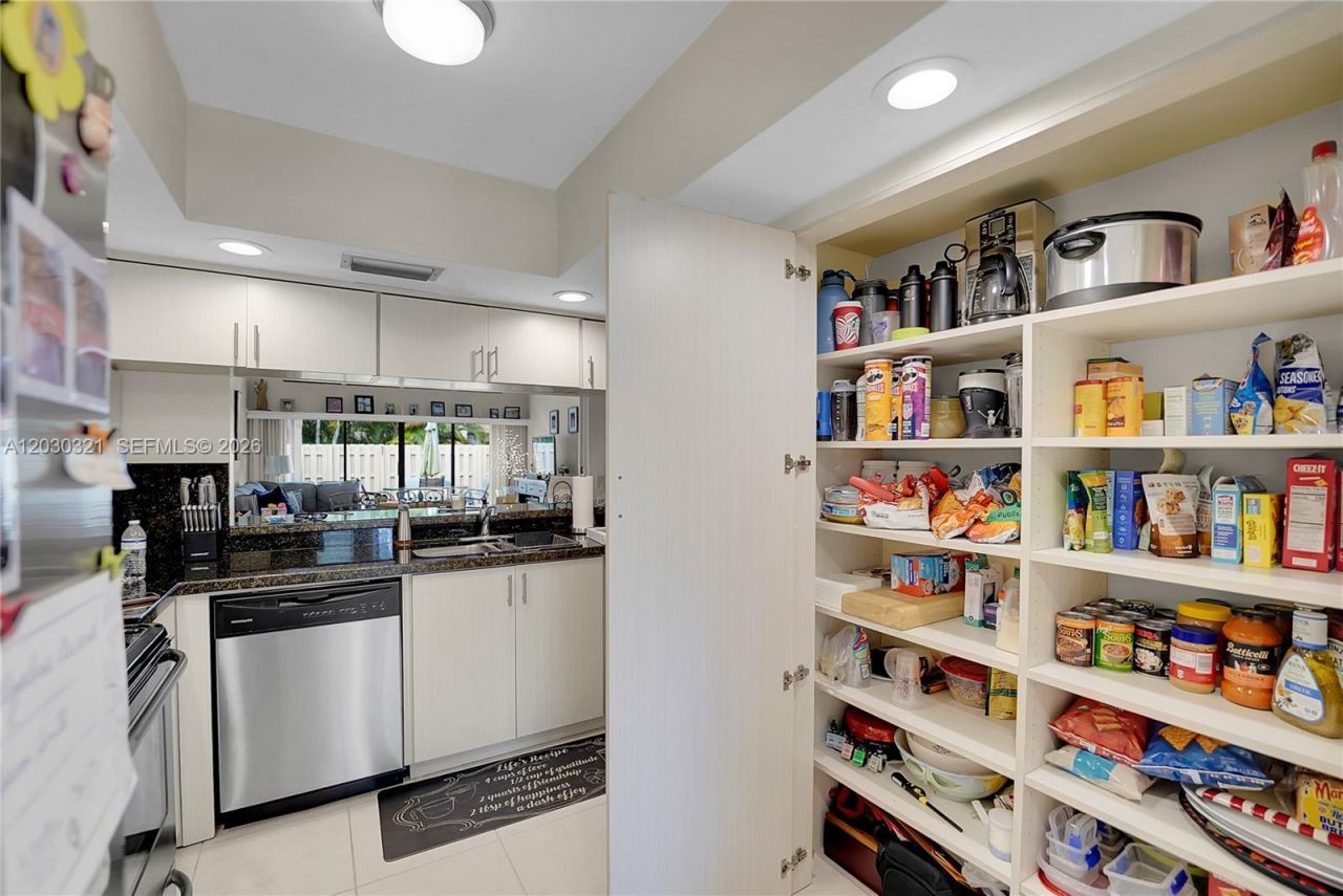 1400 NW 9th Ave , Unit C-18, Boca Raton, FL 33486 Photo