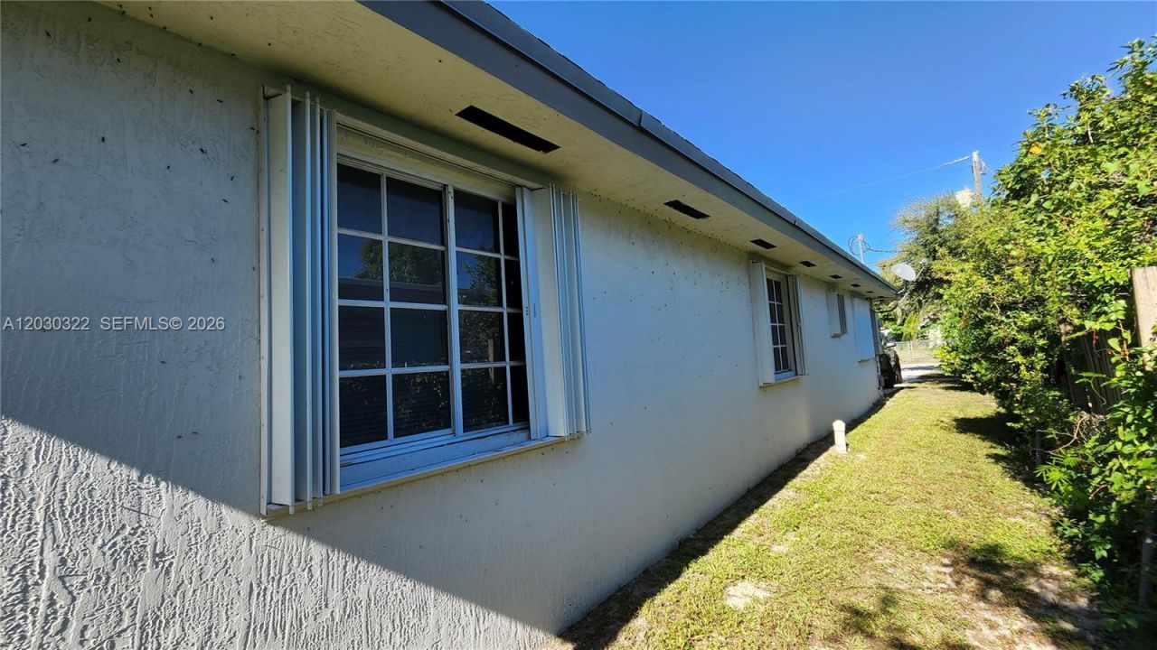 10372 NW 10th Ave , Unit 10372, Miami, FL 33150 Photo