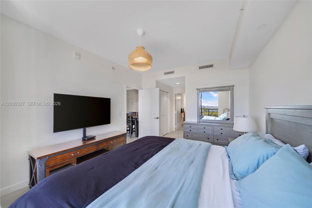 5350 NW 84th Ave , Unit 903, Doral, FL 33166 Photo