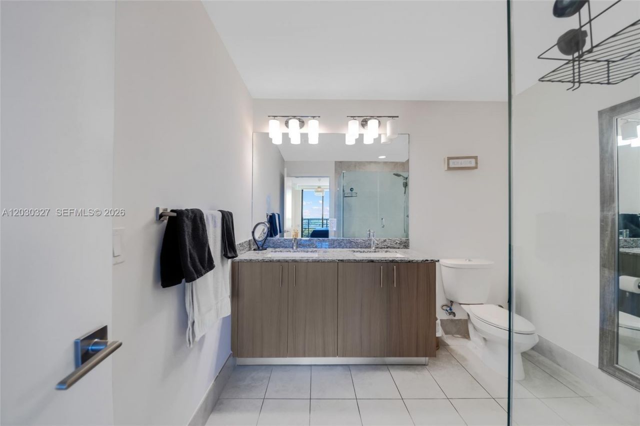5350 NW 84th Ave , Unit 903, Doral, FL 33166 Photo