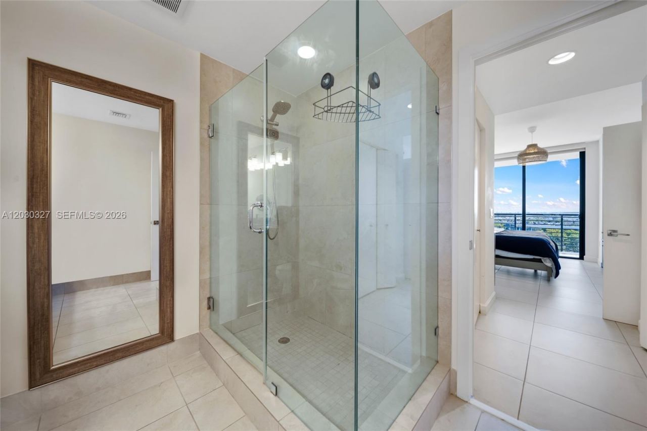 5350 NW 84th Ave , Unit 903, Doral, FL 33166 Photo