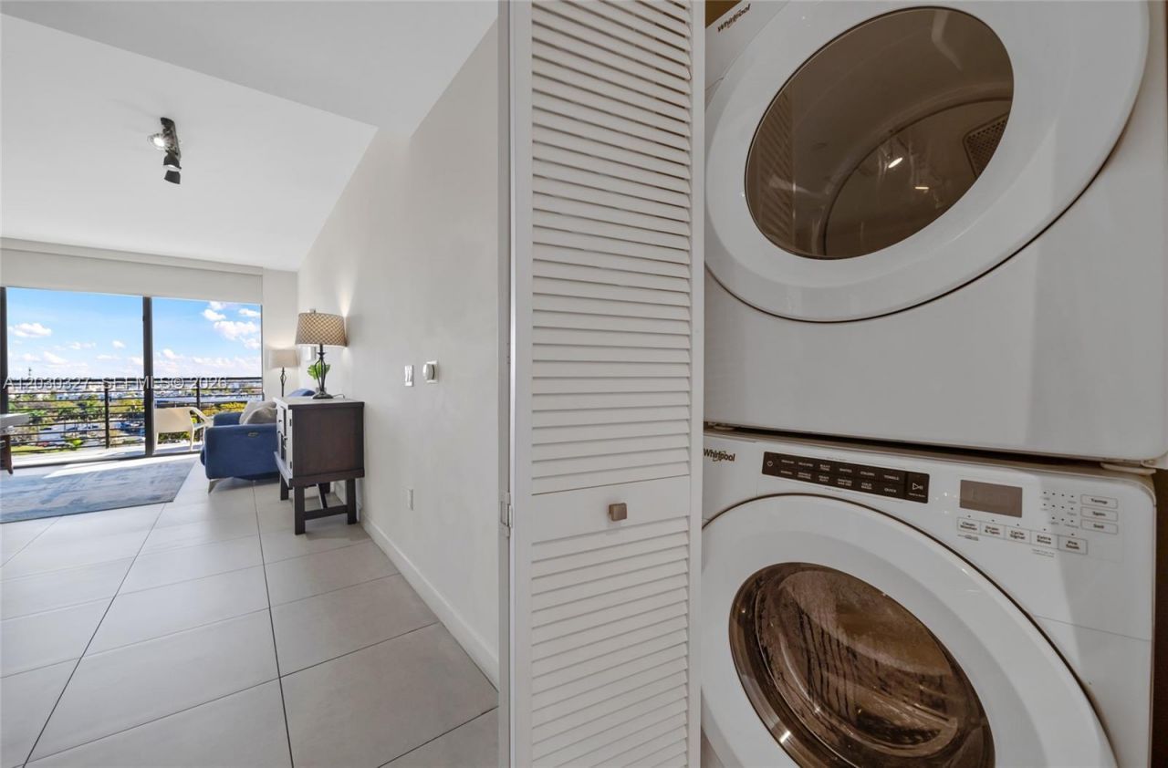 5350 NW 84th Ave , Unit 903, Doral, FL 33166 Photo