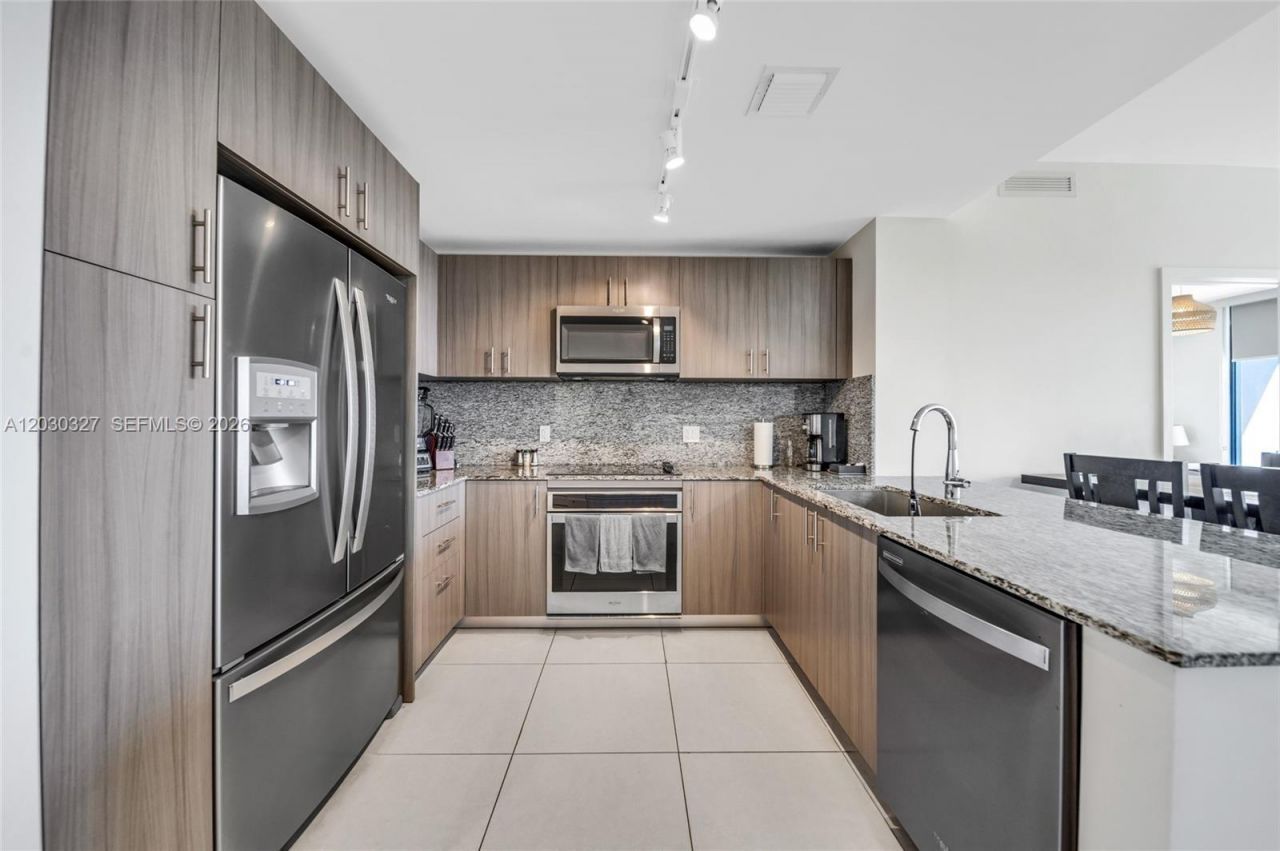 5350 NW 84th Ave , Unit 903, Doral, FL 33166 Photo