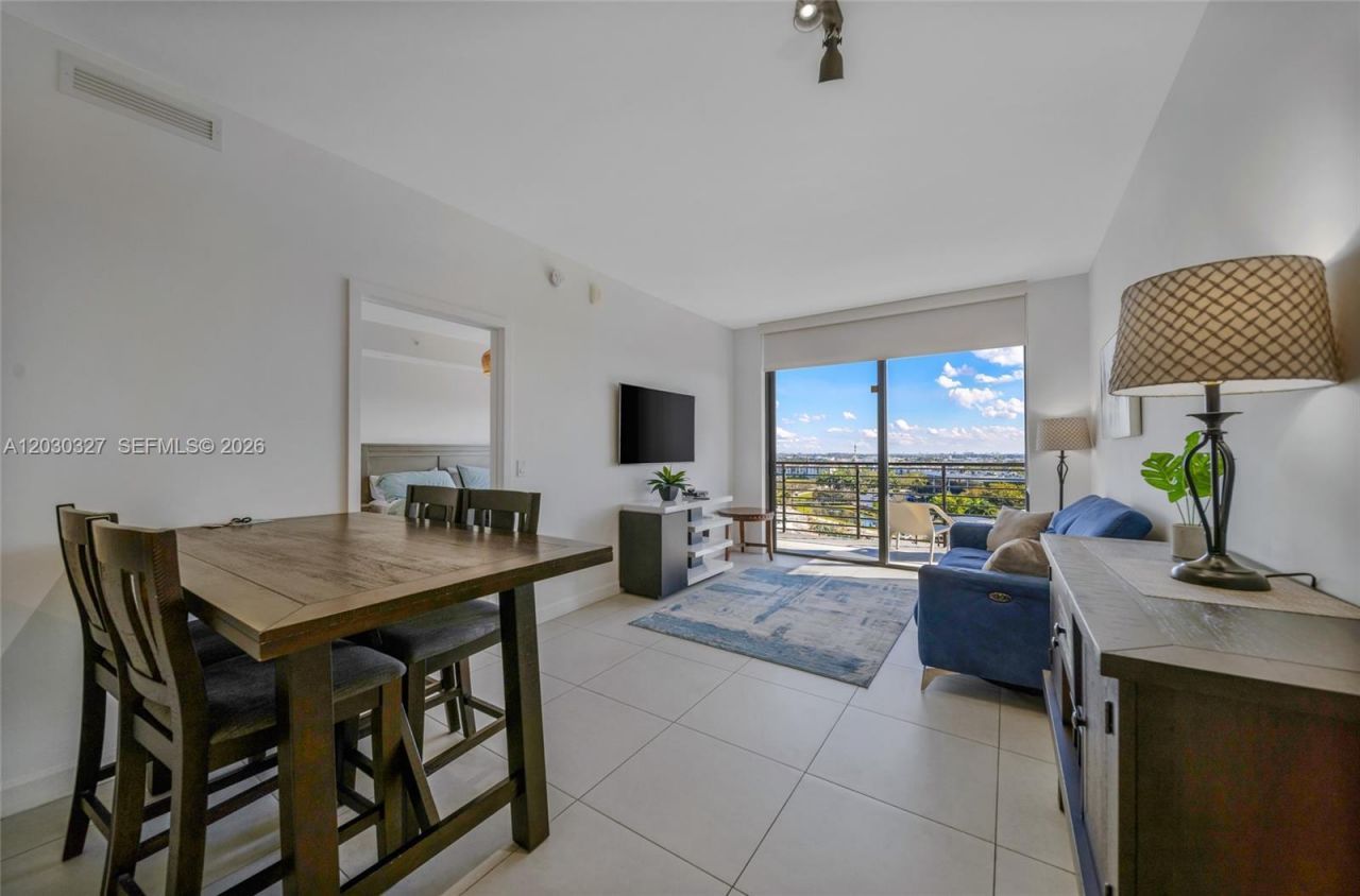 5350 NW 84th Ave , Unit 903, Doral, FL 33166 Photo