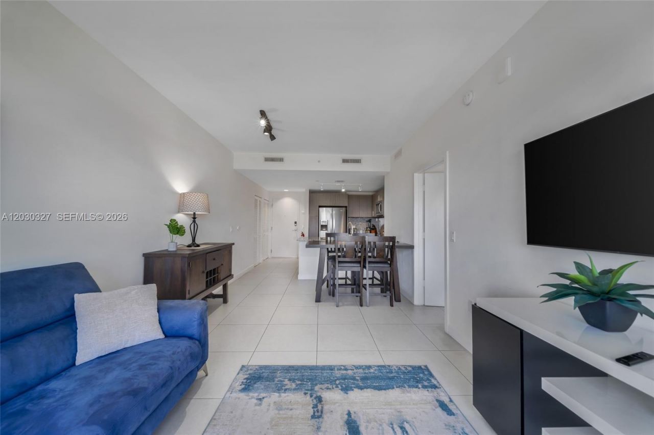 5350 NW 84th Ave , Unit 903, Doral, FL 33166 Photo