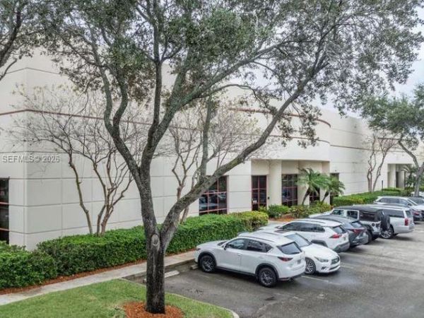 10133 USA TODAY WAY , Miramar, FL 33025