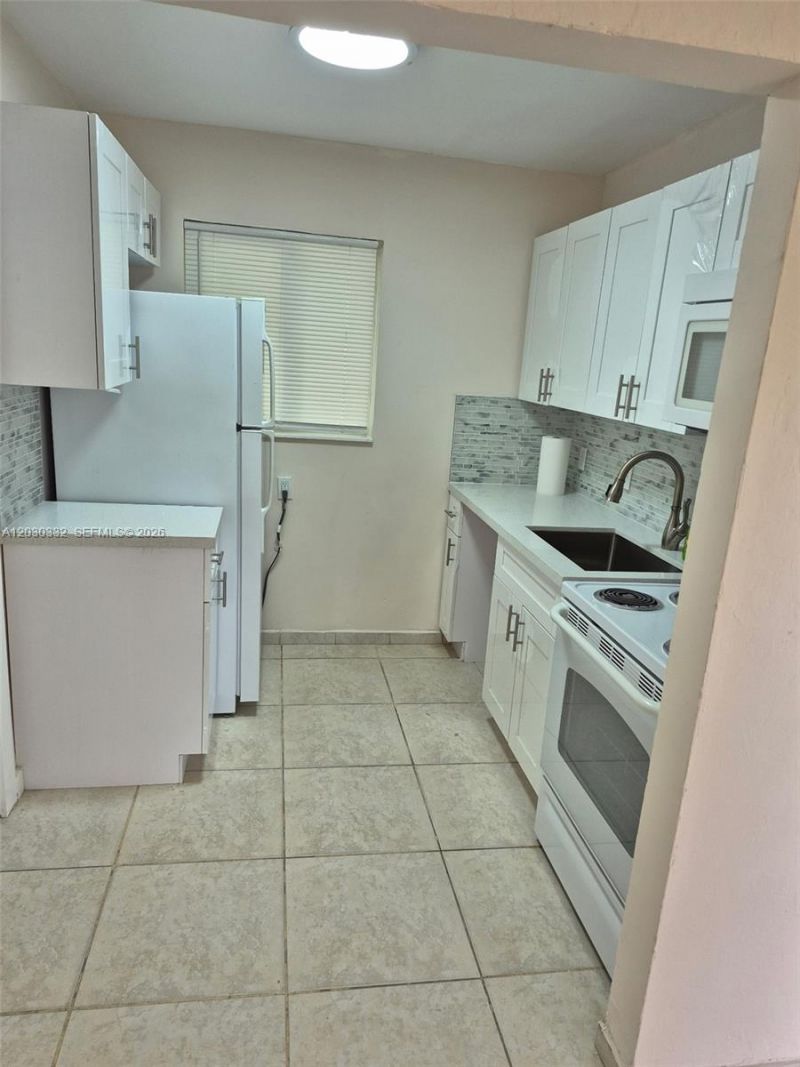 5903 Mckinley St , Hollywood, FL 33021 Photo