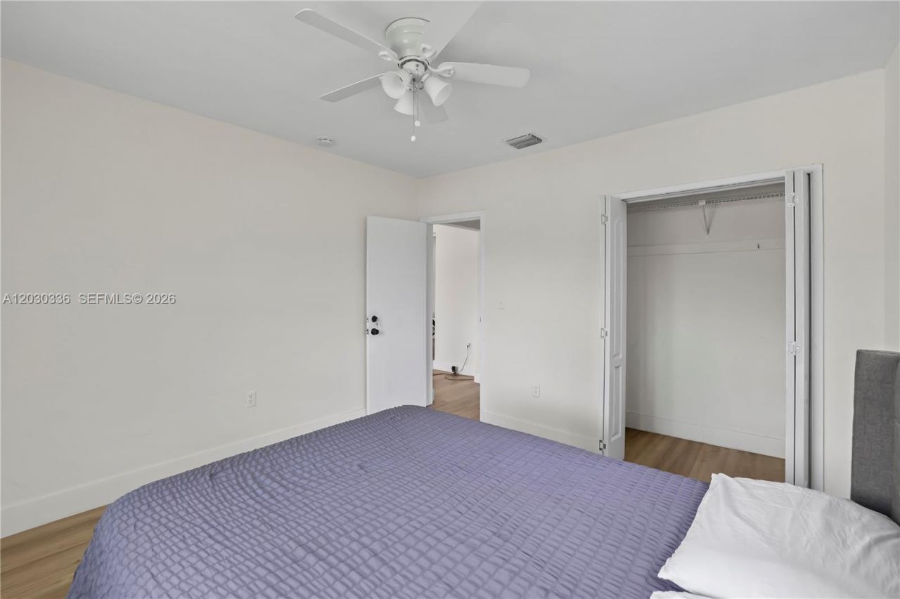 579 NW 119th St, Miami, FL 33168 Photo