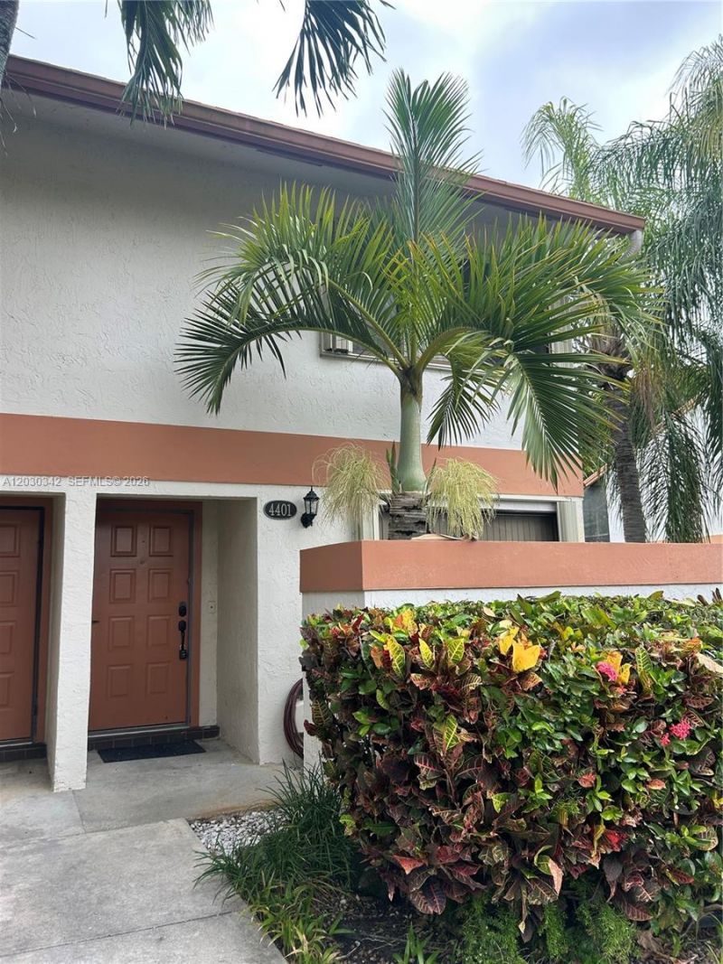 4401 SW 70th Ter, Unit 4401, Davie, FL 33314 Photo