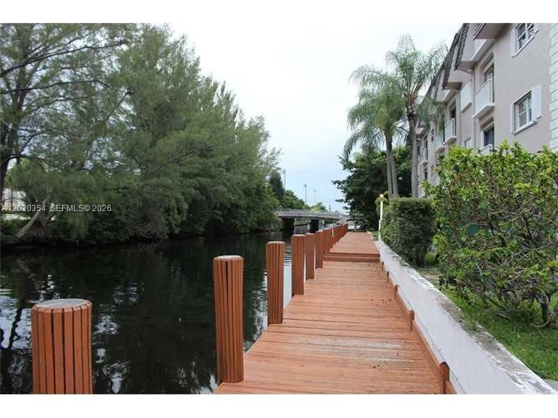 5911 NE 14th Ln, Unit 205S, Fort Lauderdale, FL 33334 Photo