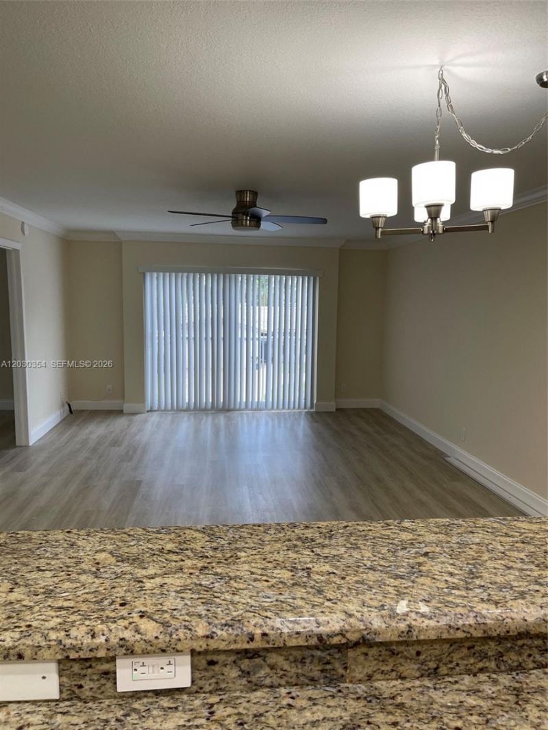 5911 NE 14th Ln, Unit 205S, Fort Lauderdale, FL 33334 Photo
