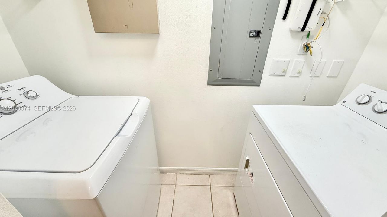 4220 San Marino Blvd , Unit 303, West Palm Beach, FL 33409 Photo