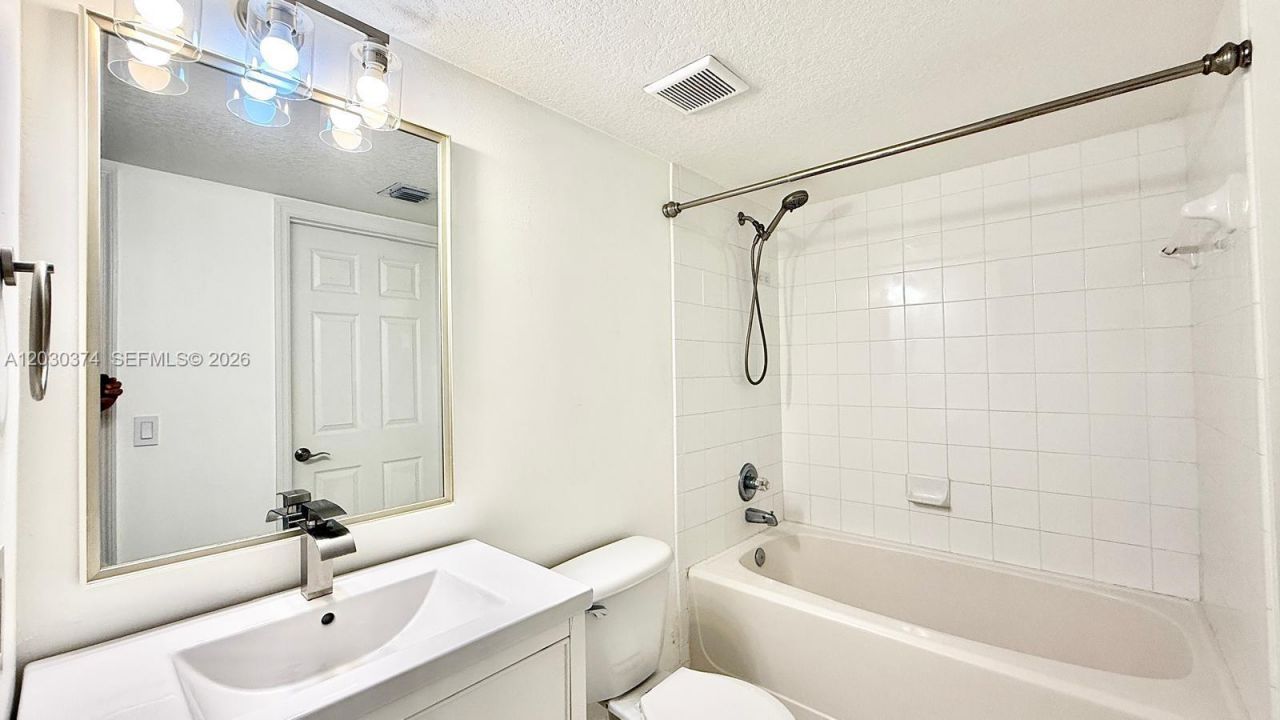 4220 San Marino Blvd , Unit 303, West Palm Beach, FL 33409 Photo