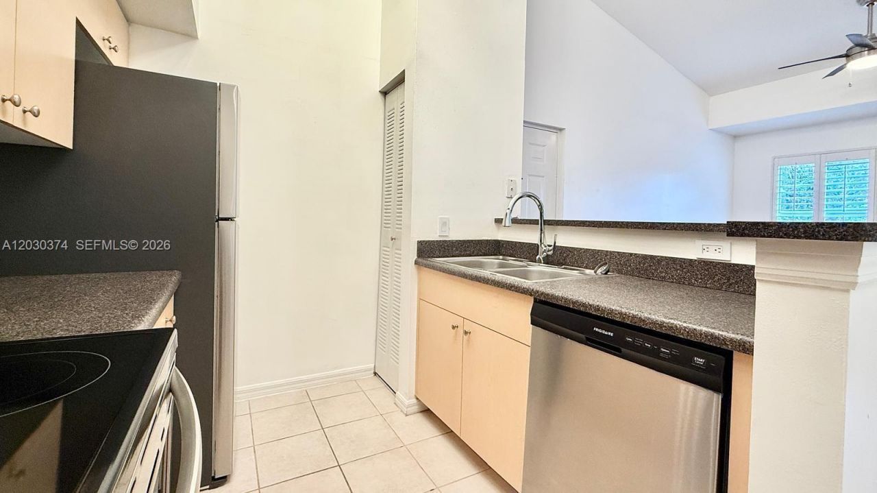 4220 San Marino Blvd , Unit 303, West Palm Beach, FL 33409 Photo