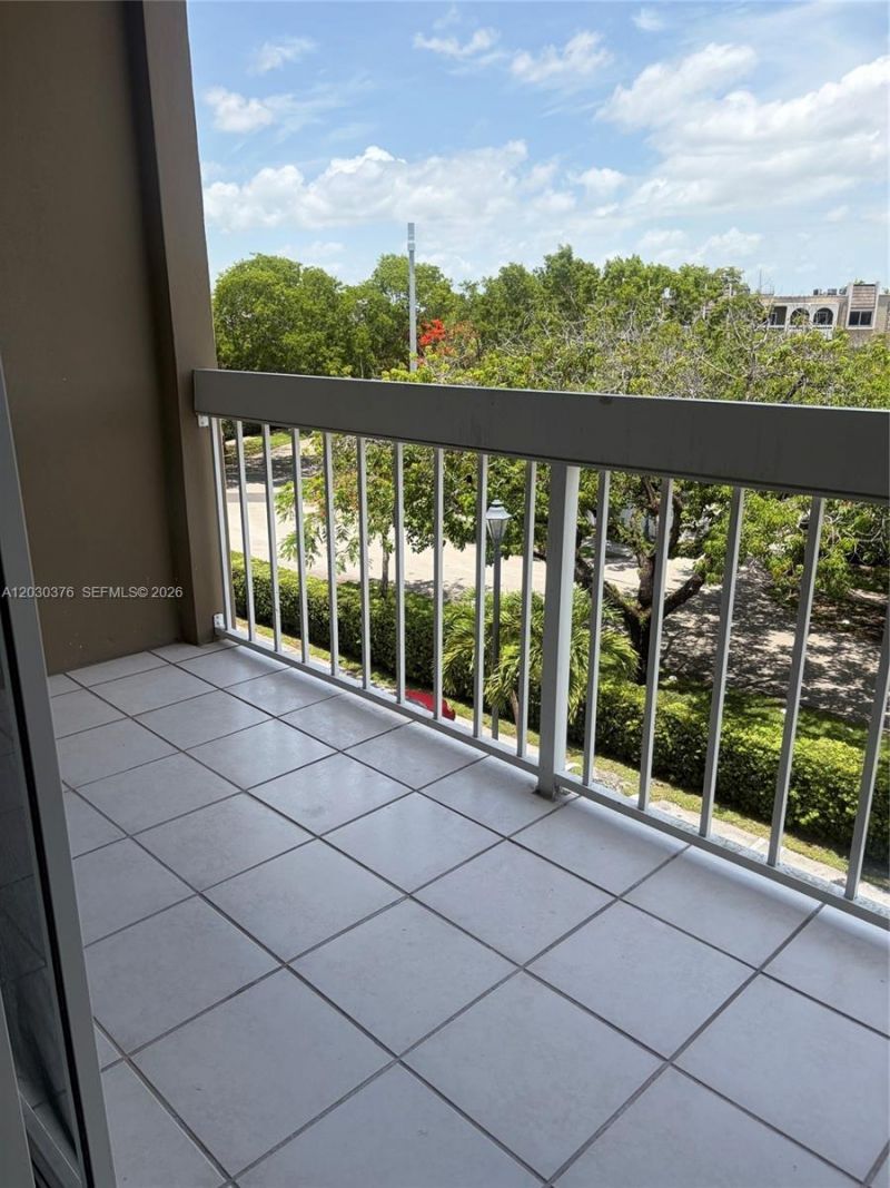 7732 Camino Real , Unit F-404, Miami, FL 33143 Photo
