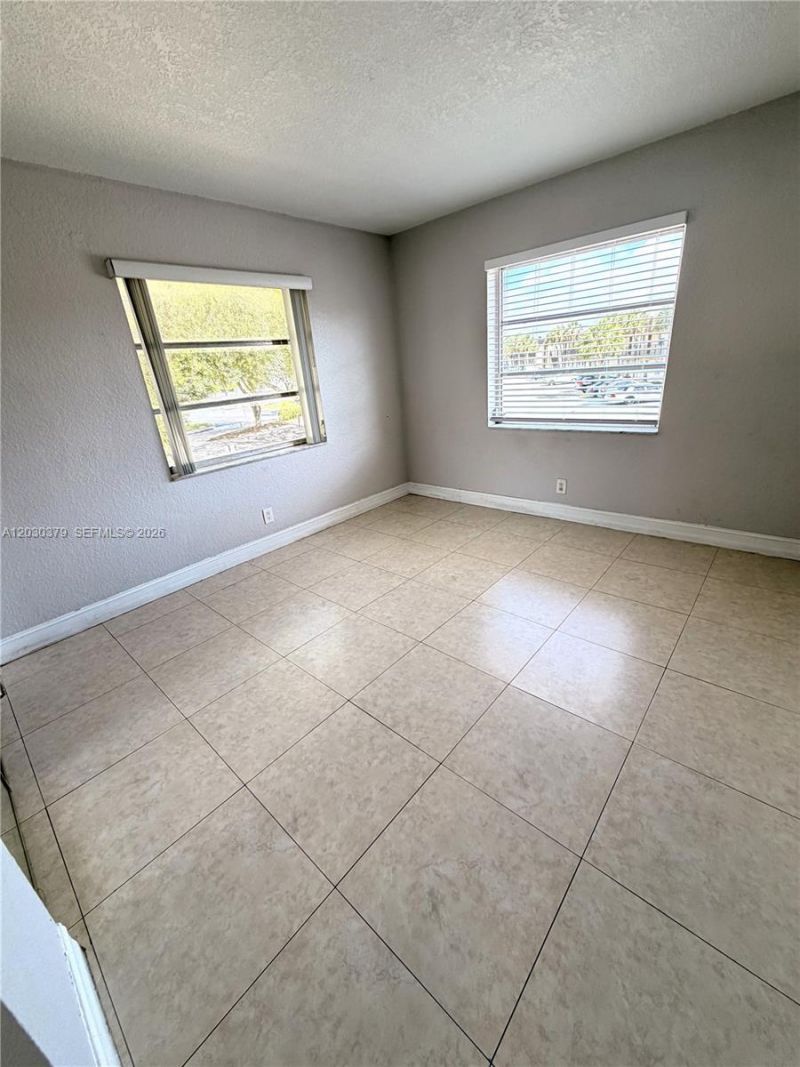 412 Lakeside Dr, Unit 223, Margate, FL 33063 Photo