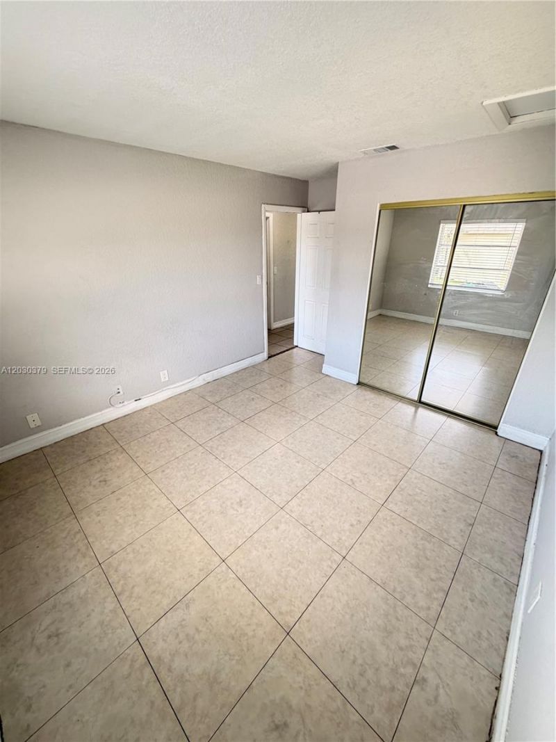 412 Lakeside Dr, Unit 223, Margate, FL 33063 Photo