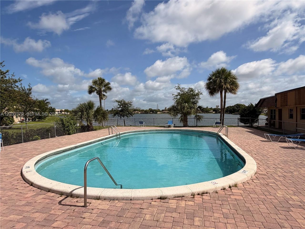 412 Lakeside Dr, Unit 223, Margate, FL 33063 Photo