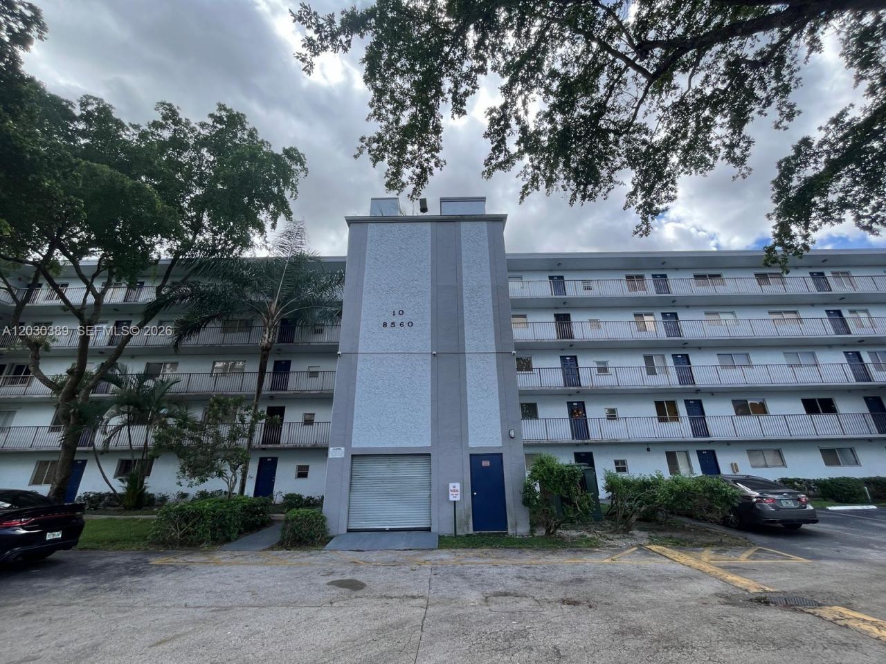 8560 N Sherman Cir , Unit 504, Miramar, FL 33025 Photo