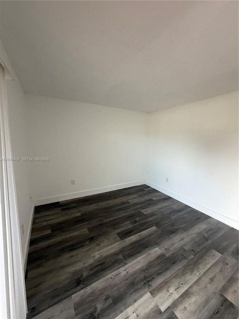 675 NW 85th Ct, Unit 8-207, Miami, FL 33126 Photo