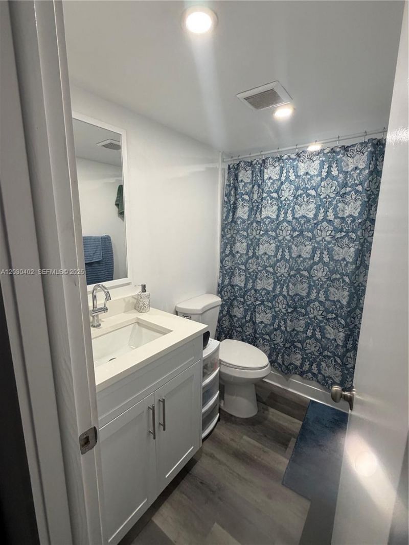 675 NW 85th Ct , Unit 8-207, Miami, FL 33126 Photo