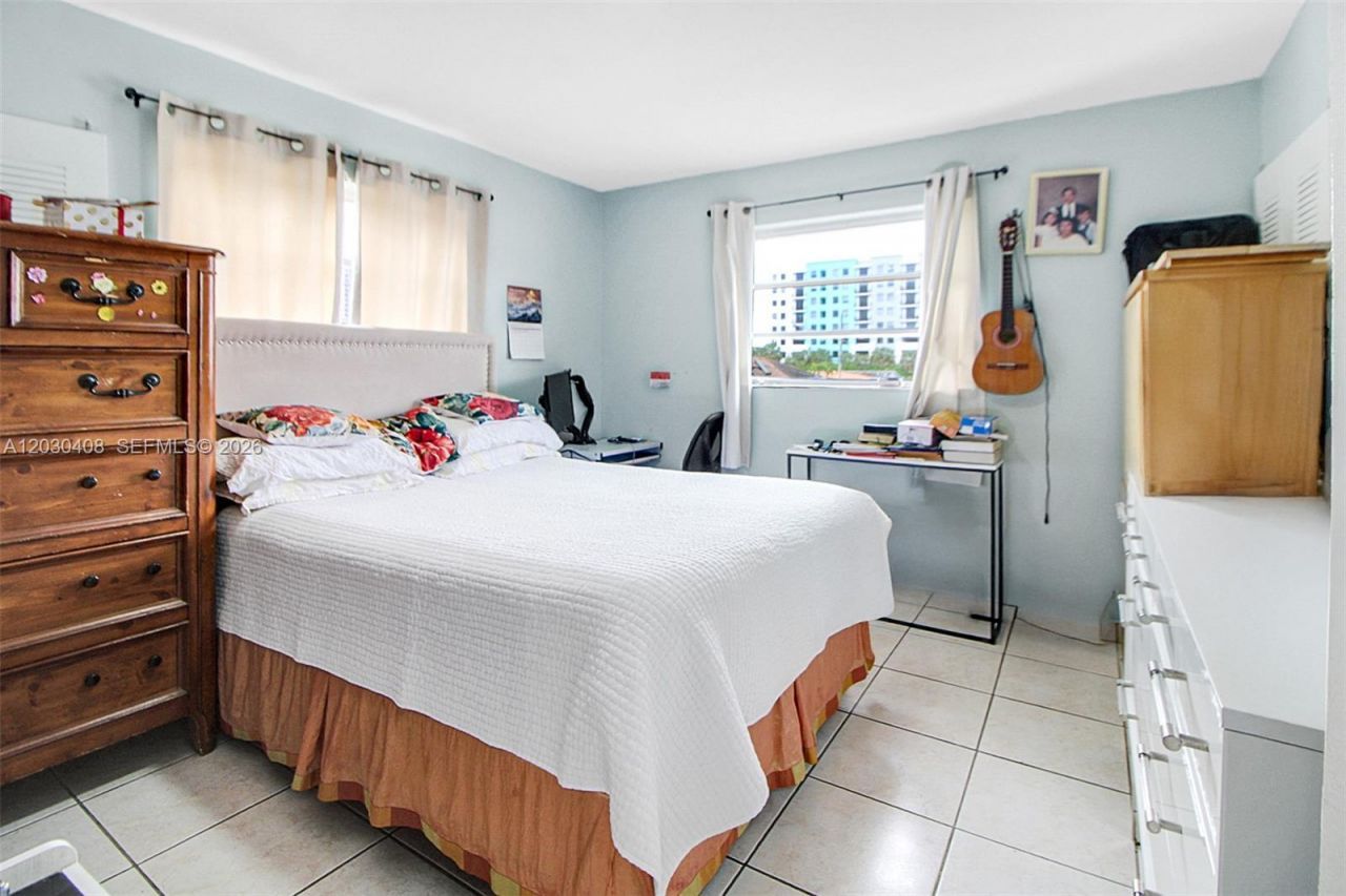 10745 SW 3rd St , Unit 6, Sweetwater, FL 33174 Photo