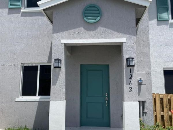 1262 NW 3rd Ln, Florida City, FL 33034