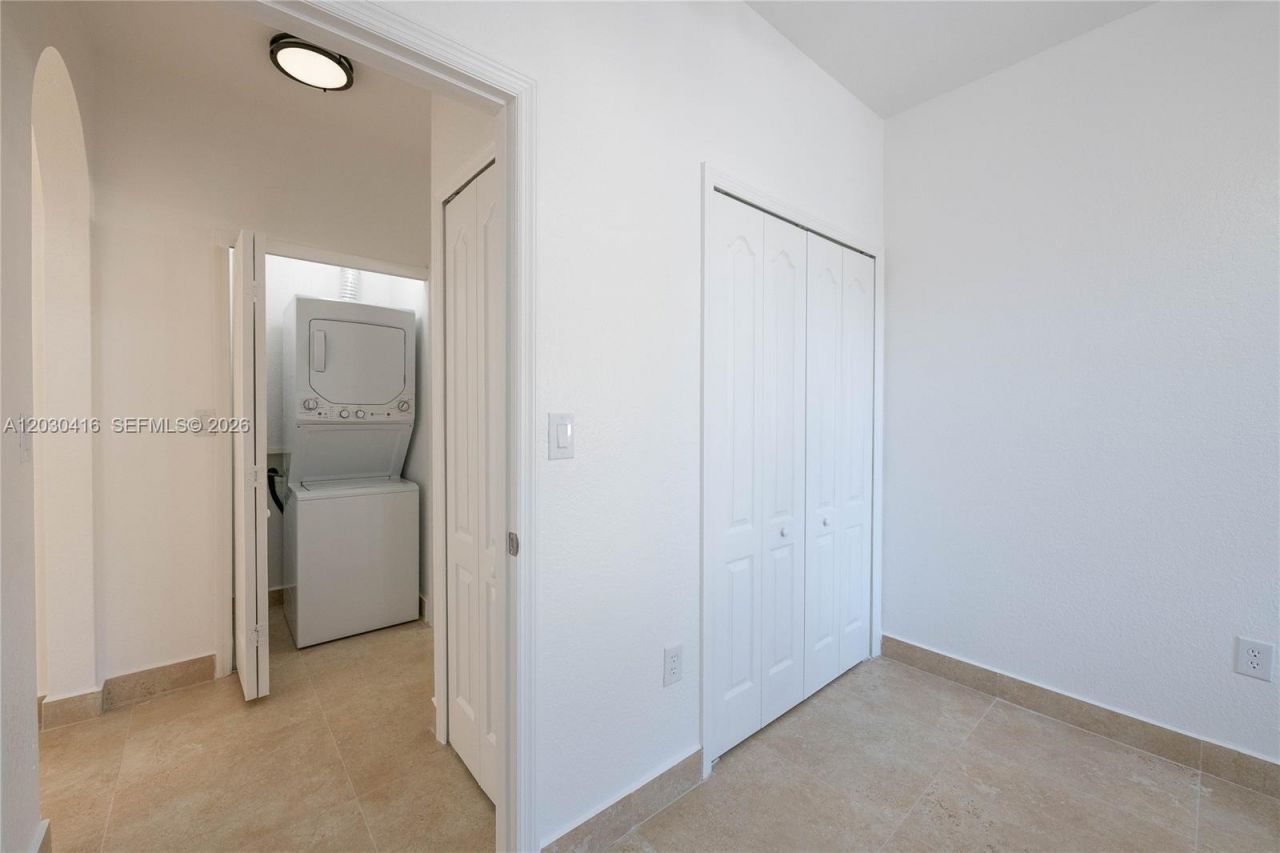 7200 NW 177th St , Unit 109-7, Hialeah, FL 33015 Photo