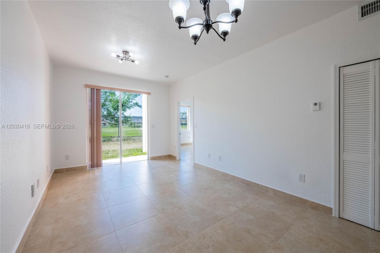 7200 NW 177th St , Unit 109-7, Hialeah, FL 33015 Photo