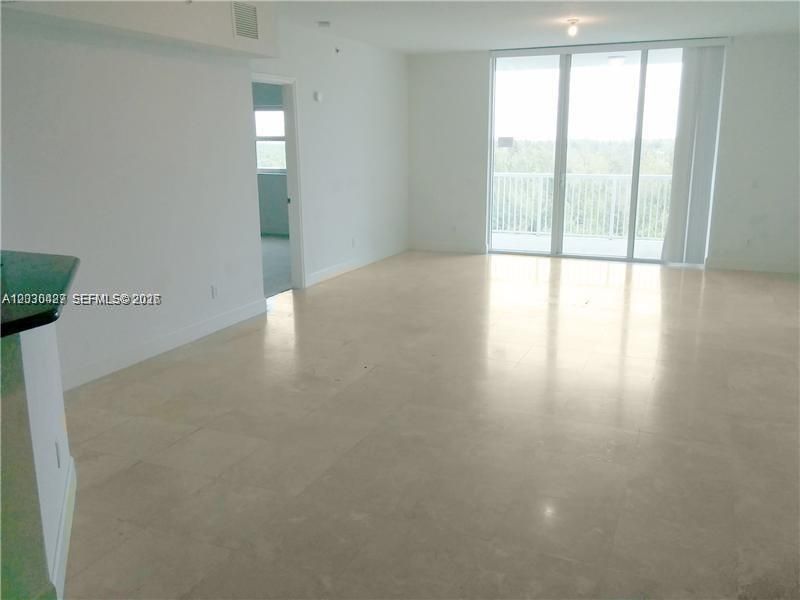 14951 Royal Oaks Ln, Unit 1104, North Miami, FL 33181 Photo