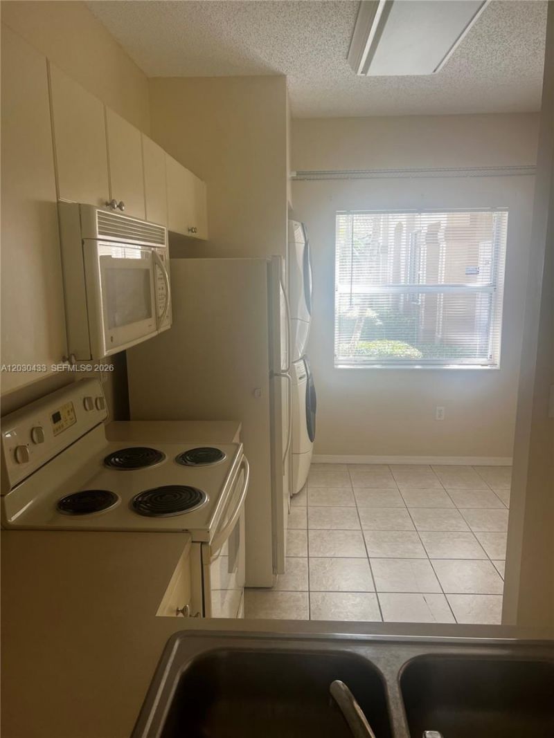 2322 SE 23rd Ave , Unit 2322, Homestead, FL 33035 Photo